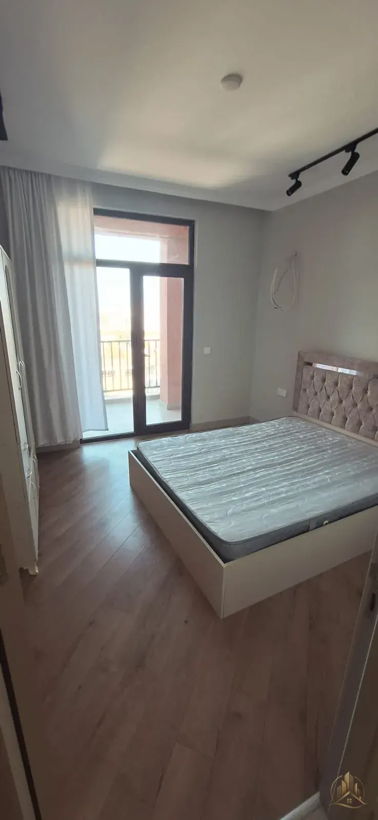 7-ci mikrorayon ərazisində satılan 2 otaqlı mənzil — şəkil 8